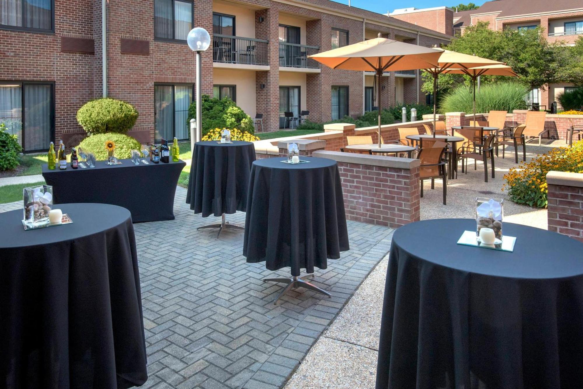 Courtyard By Marriott Boston Norwood/Canton Dış mekan fotoğraf